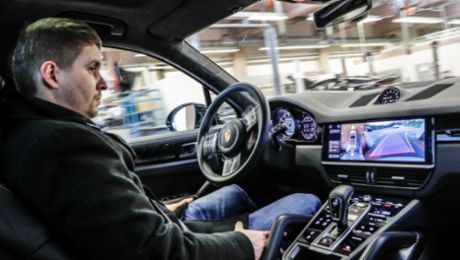 Porsche zeigt autonomes Fahren in der Werkstatt