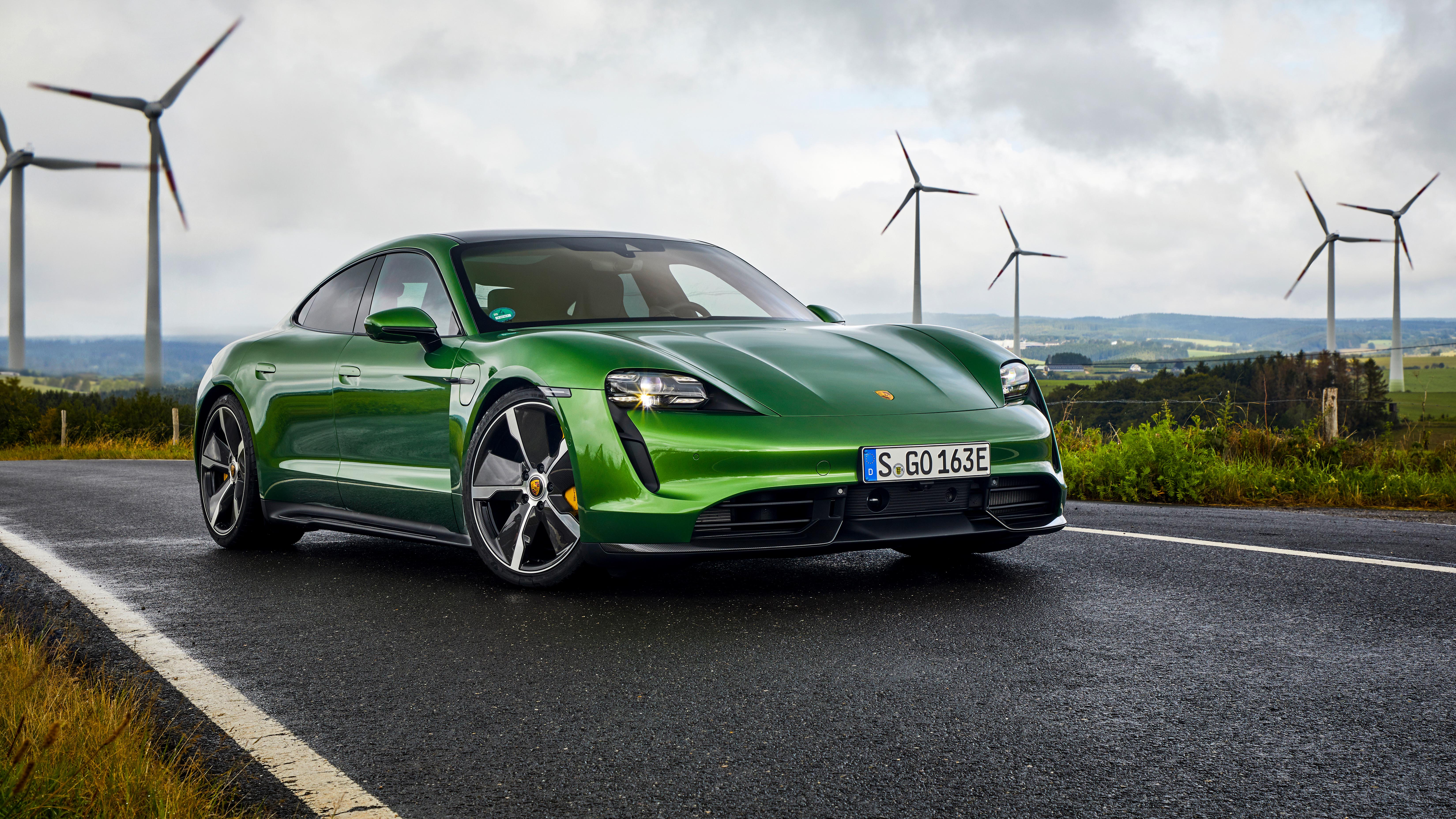 Taycan Turbo S, mamba green metallic, Taycan Media Drive, Europe, 2019, Porsche AG